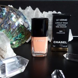**FINAL PRICE DROP** CHANEL #560 COQUILLAGE
